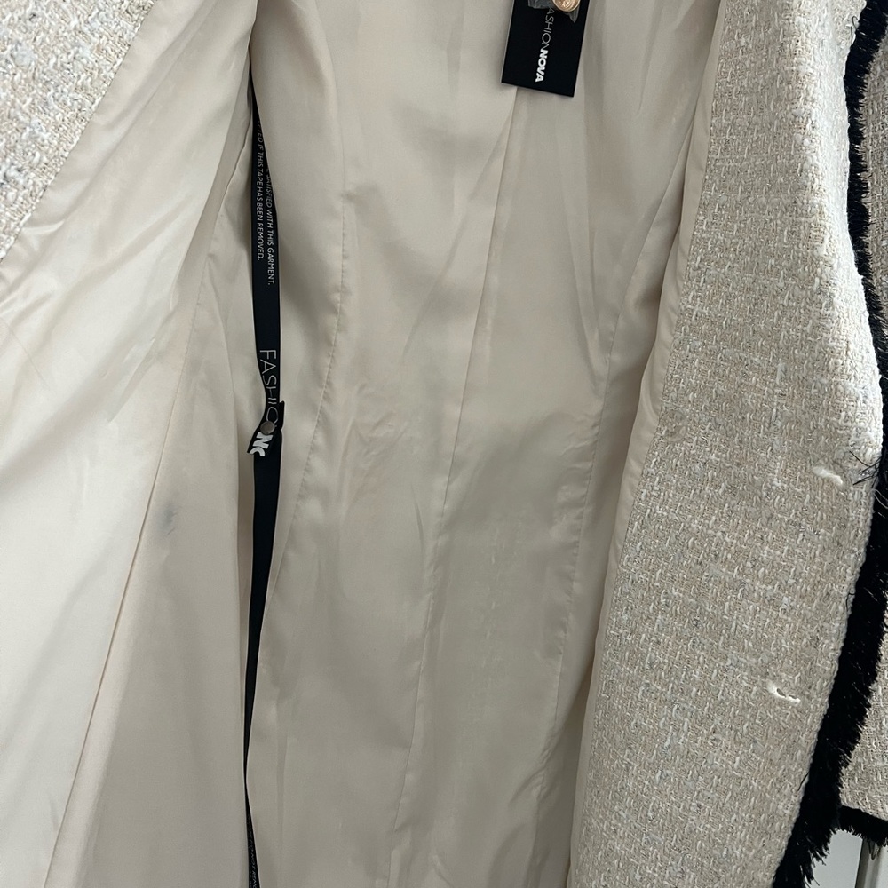 Fashion Nova Luxe collection Dress/coat - Picture 5 of 7